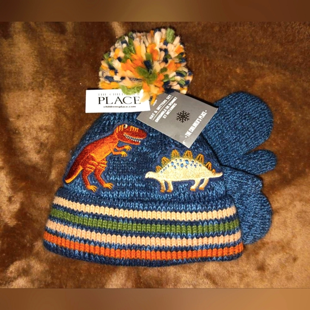 Children's Beanie w/ Matching Mittens Dinosaur